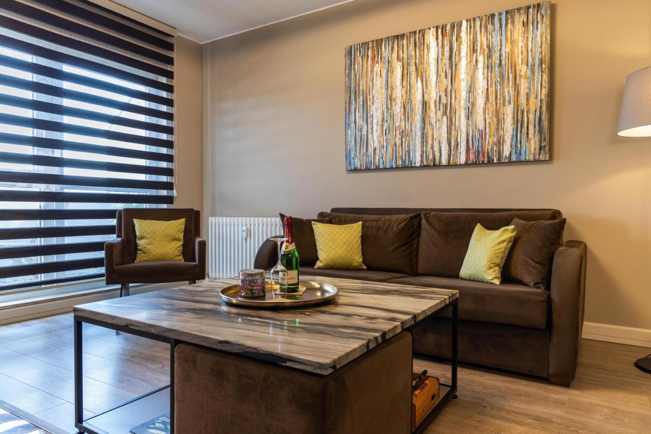 Deluxe Apartment Mit Tiefgarage In Naehe Messe-Bmw-Porsche-Dhl-Flughafen-Flugzeugwerk Der Deutsche Aircraft Leipzig Eksteriør billede