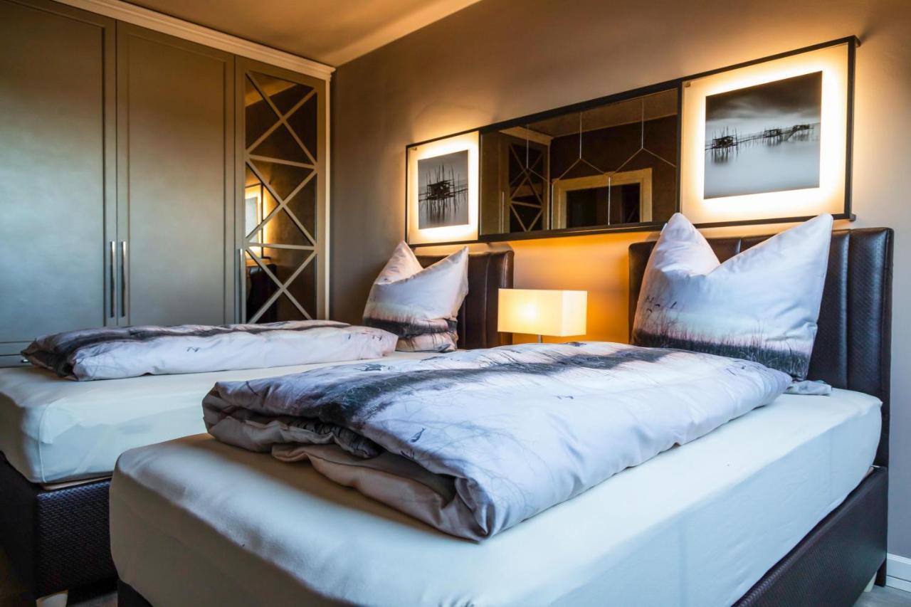 Deluxe Apartment Mit Tiefgarage In Naehe Messe-Bmw-Porsche-Dhl-Flughafen-Flugzeugwerk Der Deutsche Aircraft Leipzig Eksteriør billede